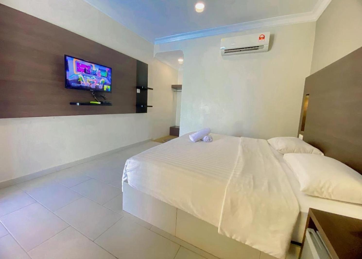 Ziella De Villa Pantai Cenang  Bagian luar foto